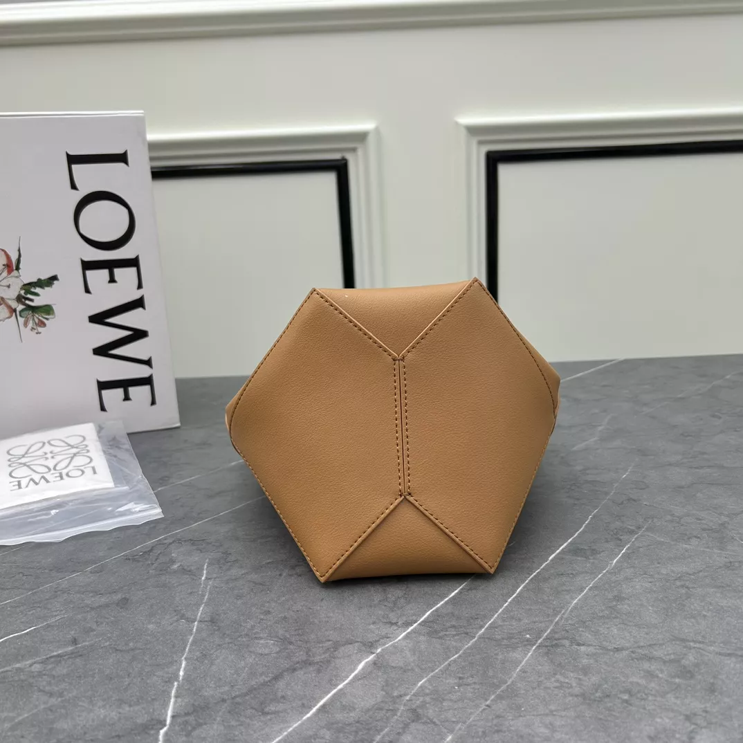 Efficient 512 LOEWE AAA Quality Shoulder Bags For Women