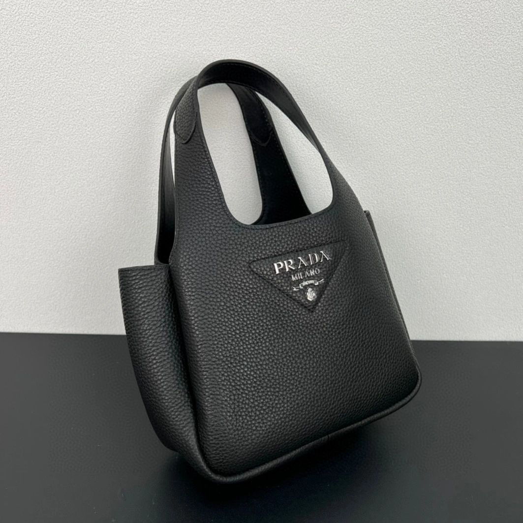 Efficient 5158 Prada AAA Quality Handbags For Women