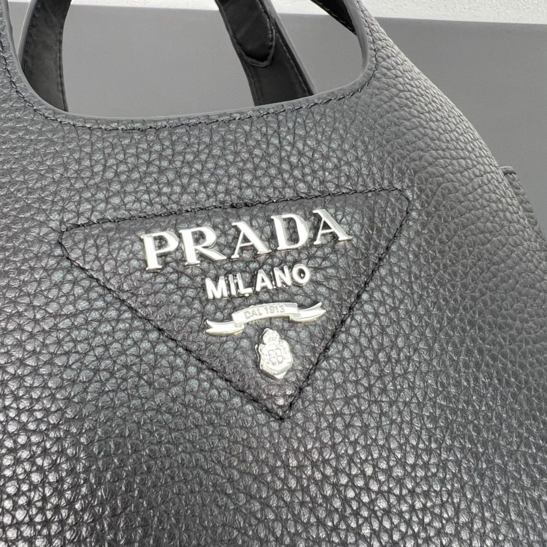 Efficient 5158 Prada AAA Quality Handbags For Women