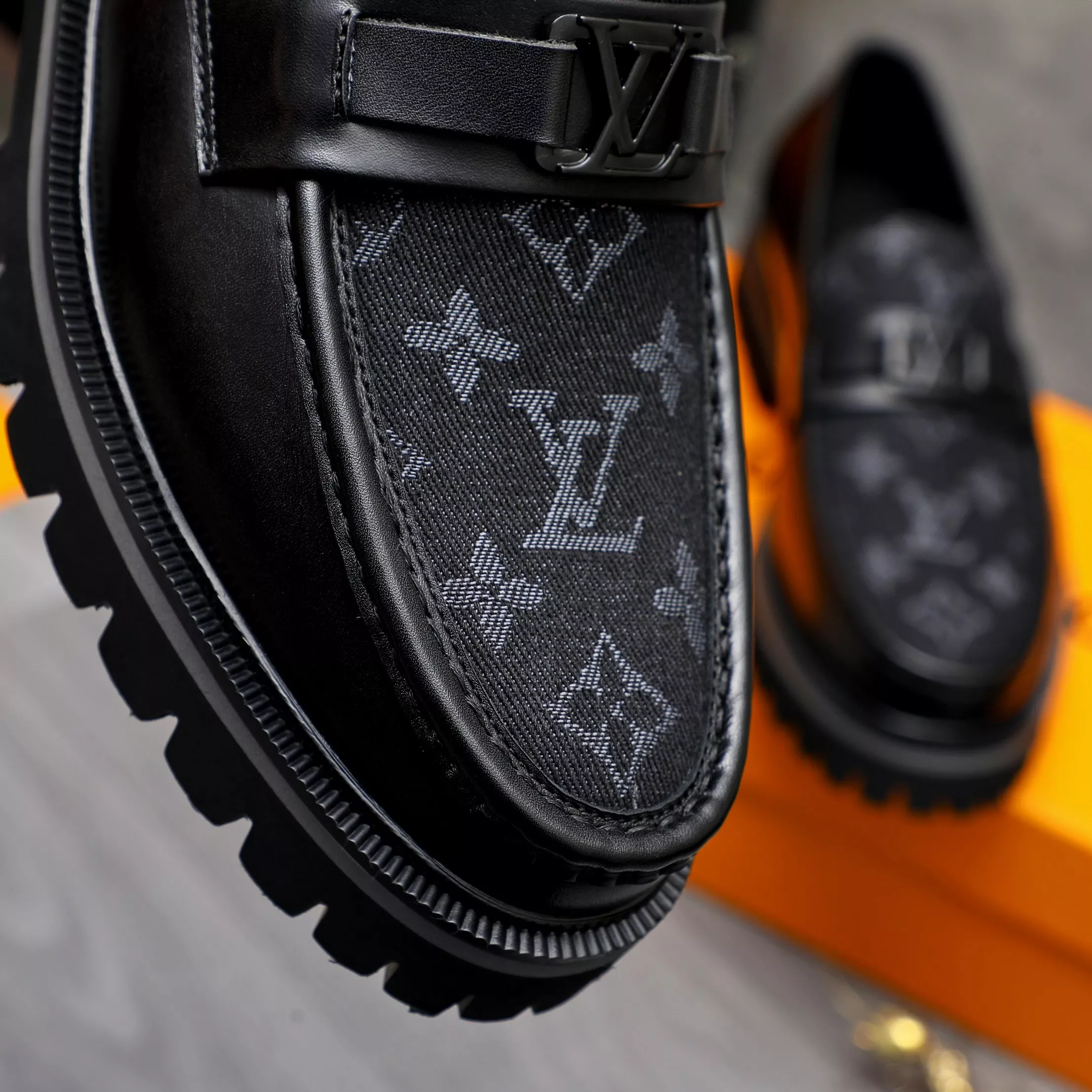Efficient 5169 Louis Vuitton LV Oxfords Shoes For Men