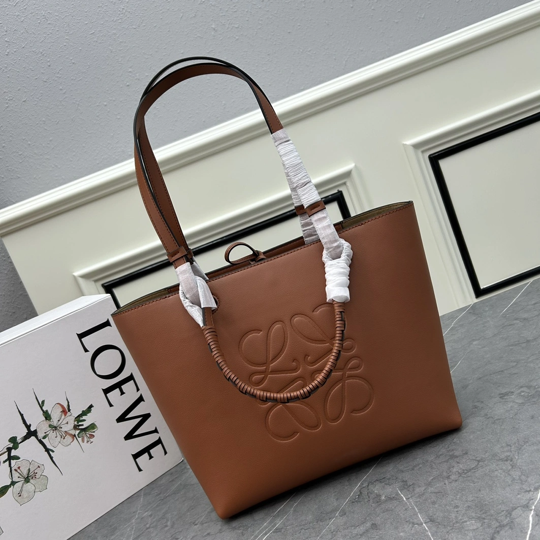 Efficient 5278 LOEWE AAA Quality Handbags For Women