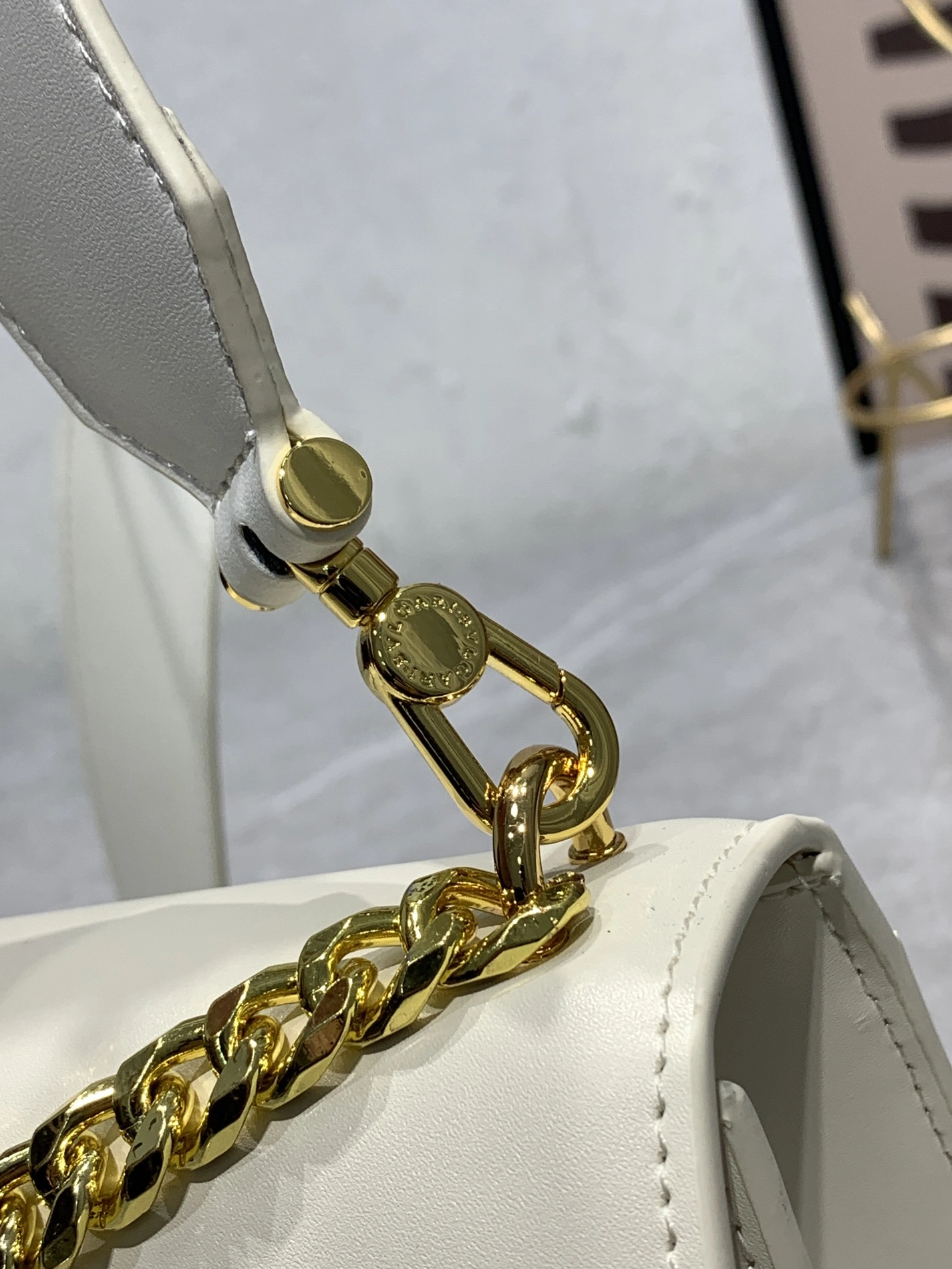 Efficient 5316 Bvlgari AAA Quality Messenger Bags For Women