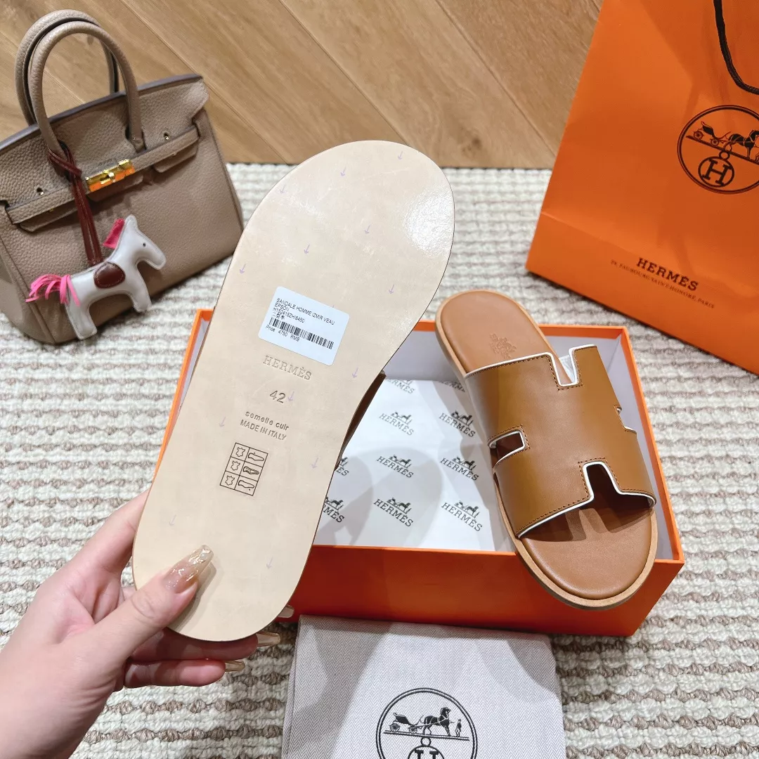 Efficient 535 Hermes Slippers For Men