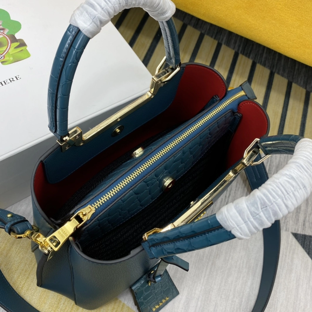 Efficient 5458 Prada AAA Quality Handbags For Women