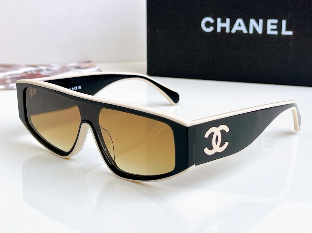 Efficient 5535 Chanel AAA Quality Sunglasses