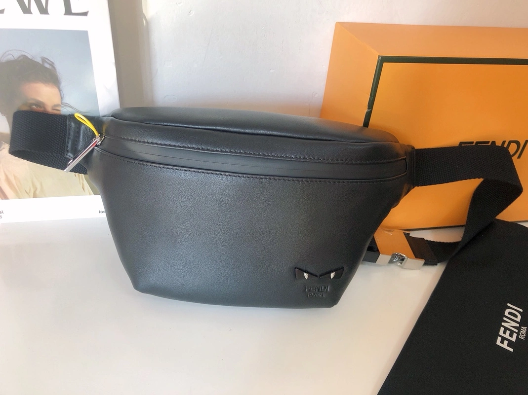 Efficient 557 Fendi AAA Man Belt Bags