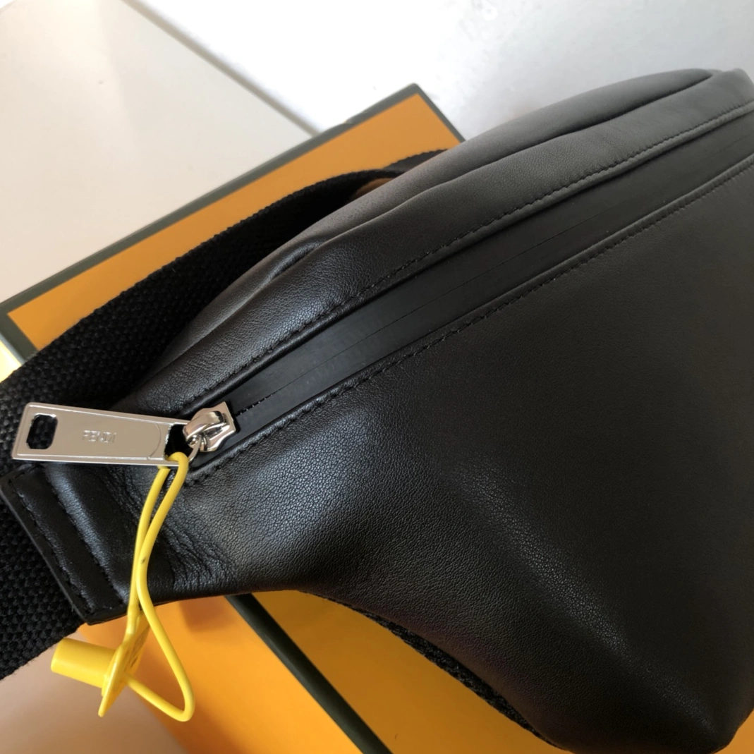 Efficient 557 Fendi AAA Man Belt Bags