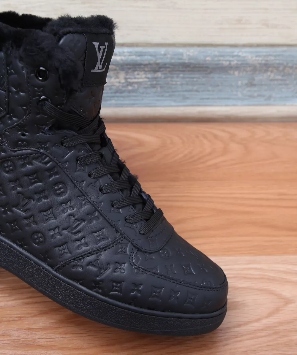 Efficient 5579 Louis Vuitton High Tops Shoes For Men