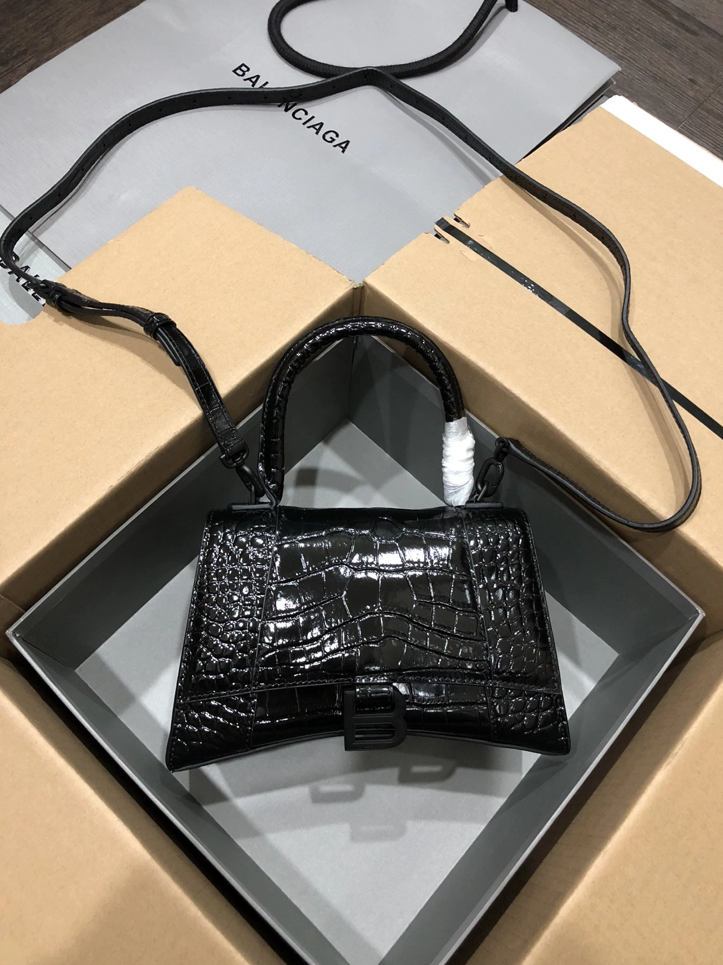 Efficient 5588 Balenciaga AAA Quality Handbags For Women