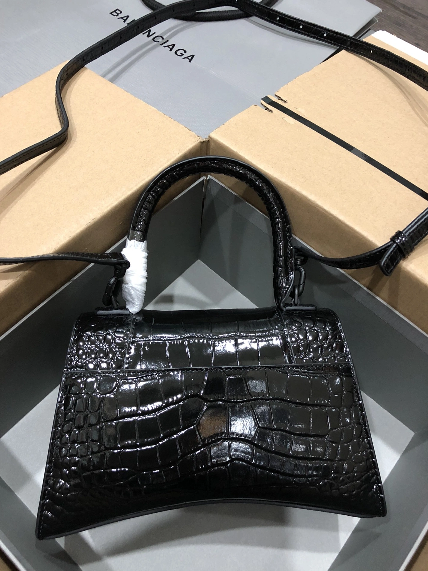 Efficient 5588 Balenciaga AAA Quality Handbags For Women