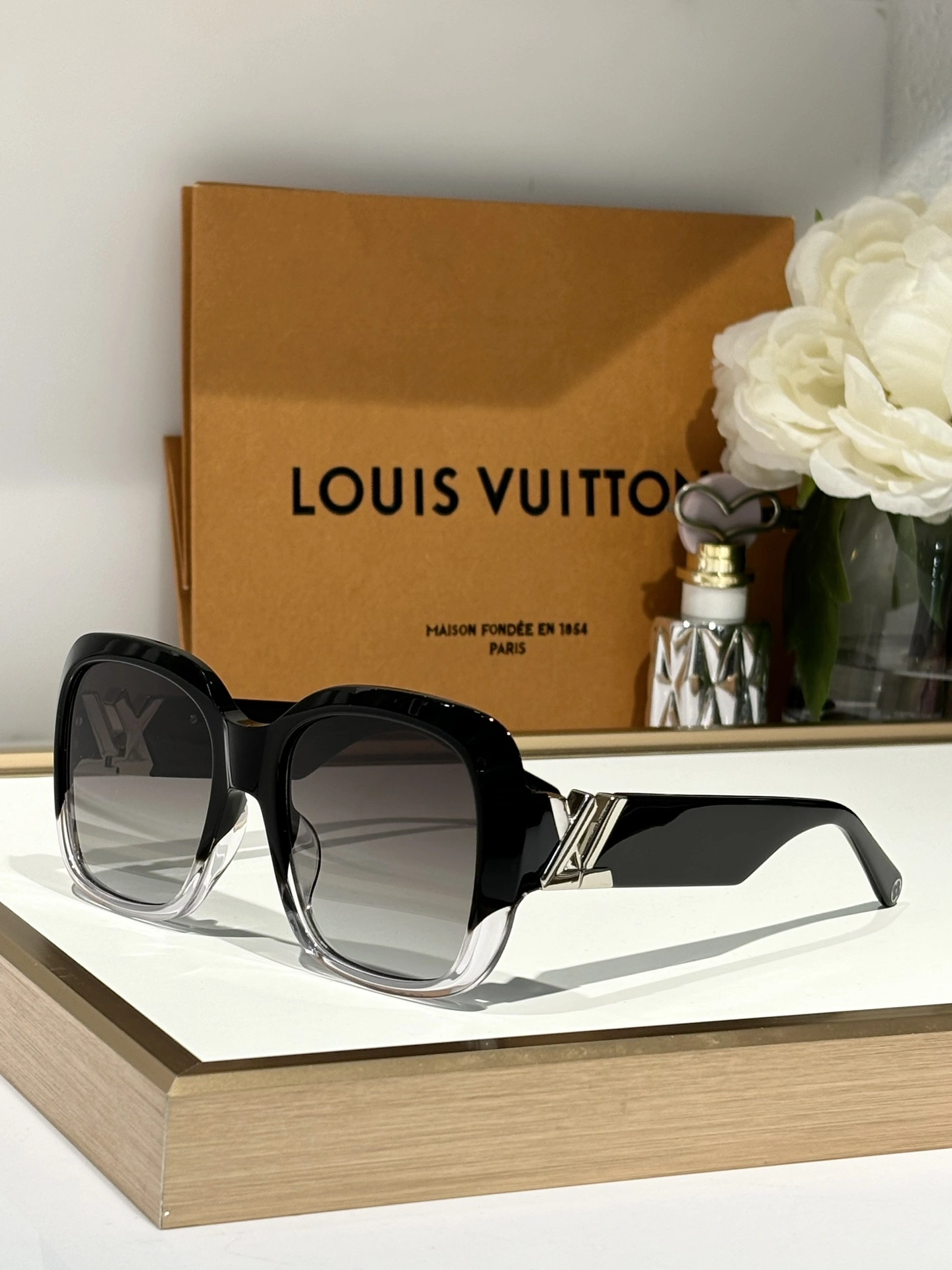 Efficient 5639 Louis Vuitton AAA Quality Sunglasses