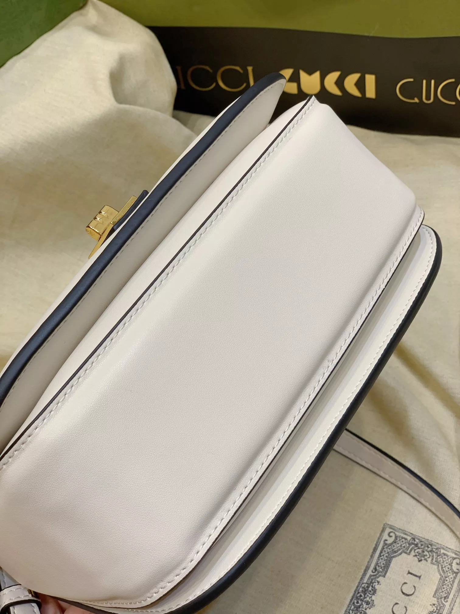 Efficient 5741 Gucci AAA Quality Messenger Bags For Women