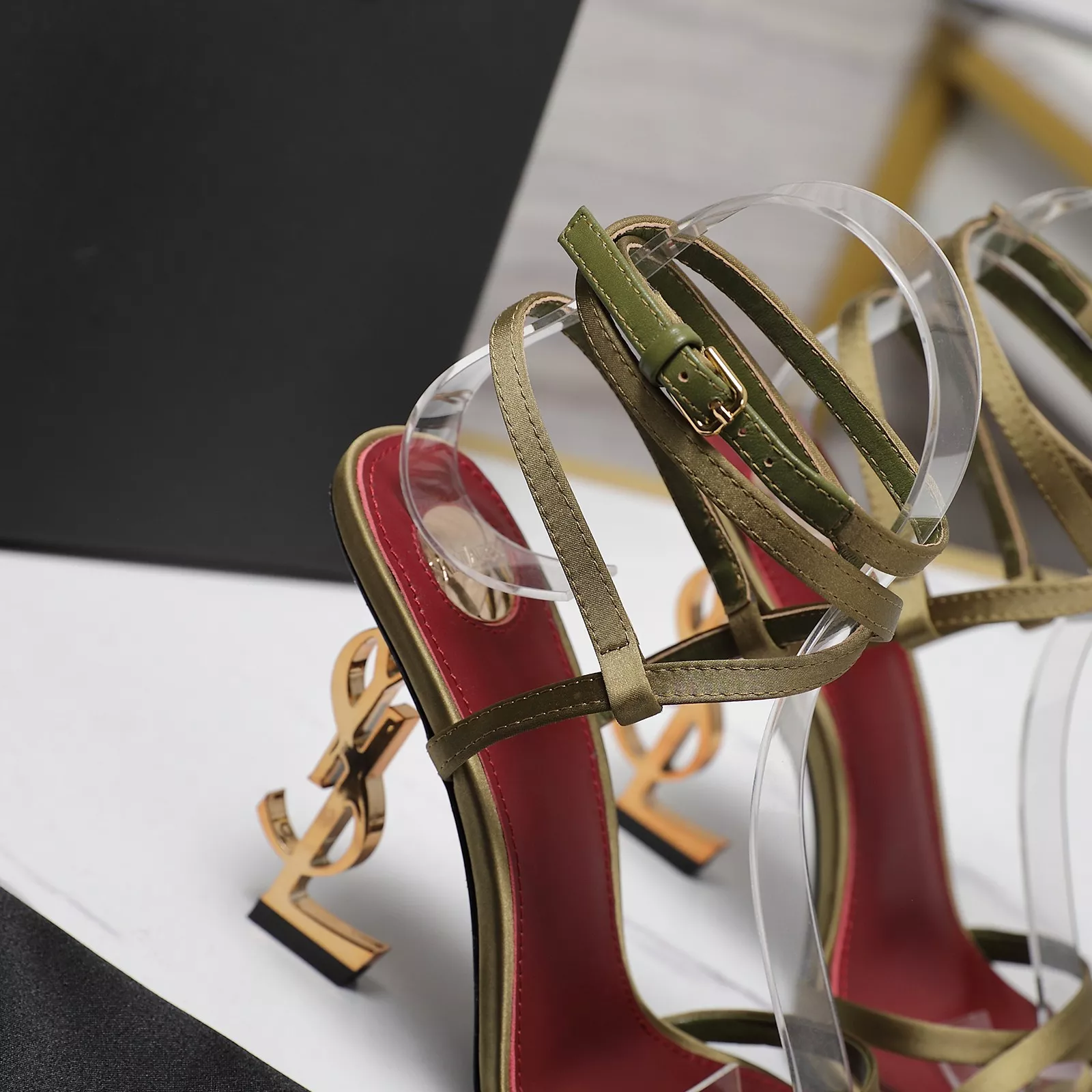 Efficient 6070 Yves Saint Laurent YSL Sandal For Women