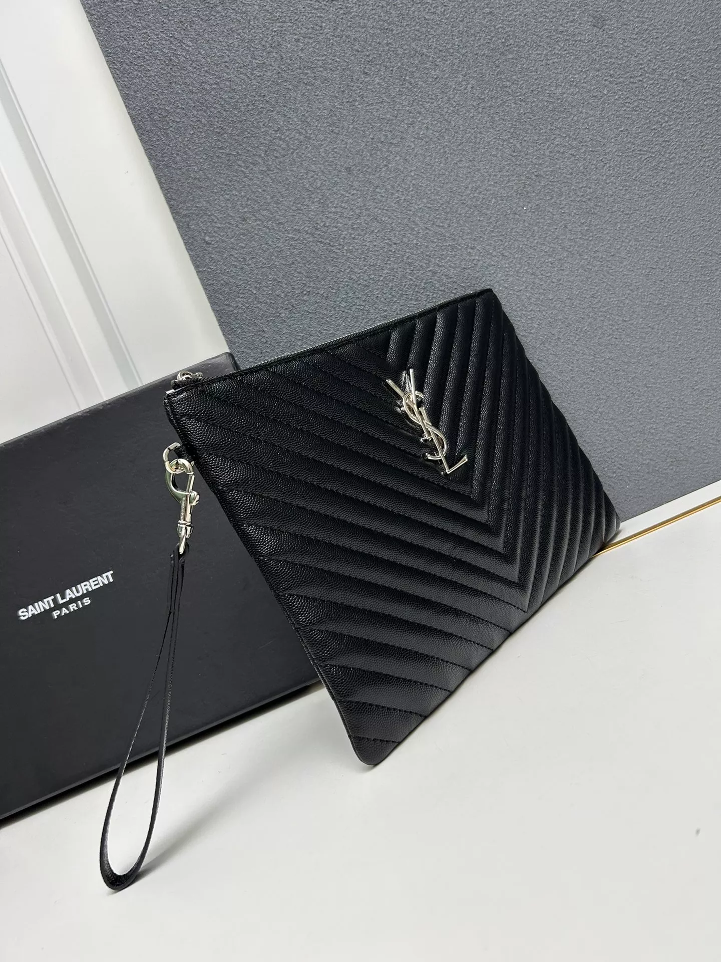 Efficient 6283 Yves Saint Laurent AAA Quality Handbags For Women
