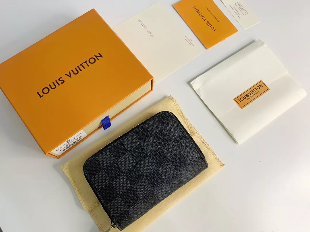 Efficient 6466 Louis Vuitton LV Card Case