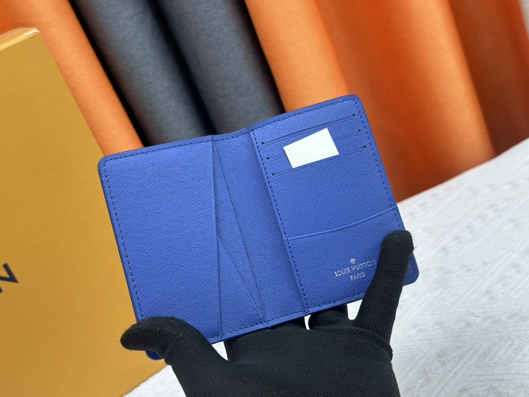 Efficient 6495 Louis Vuitton LV Card Case