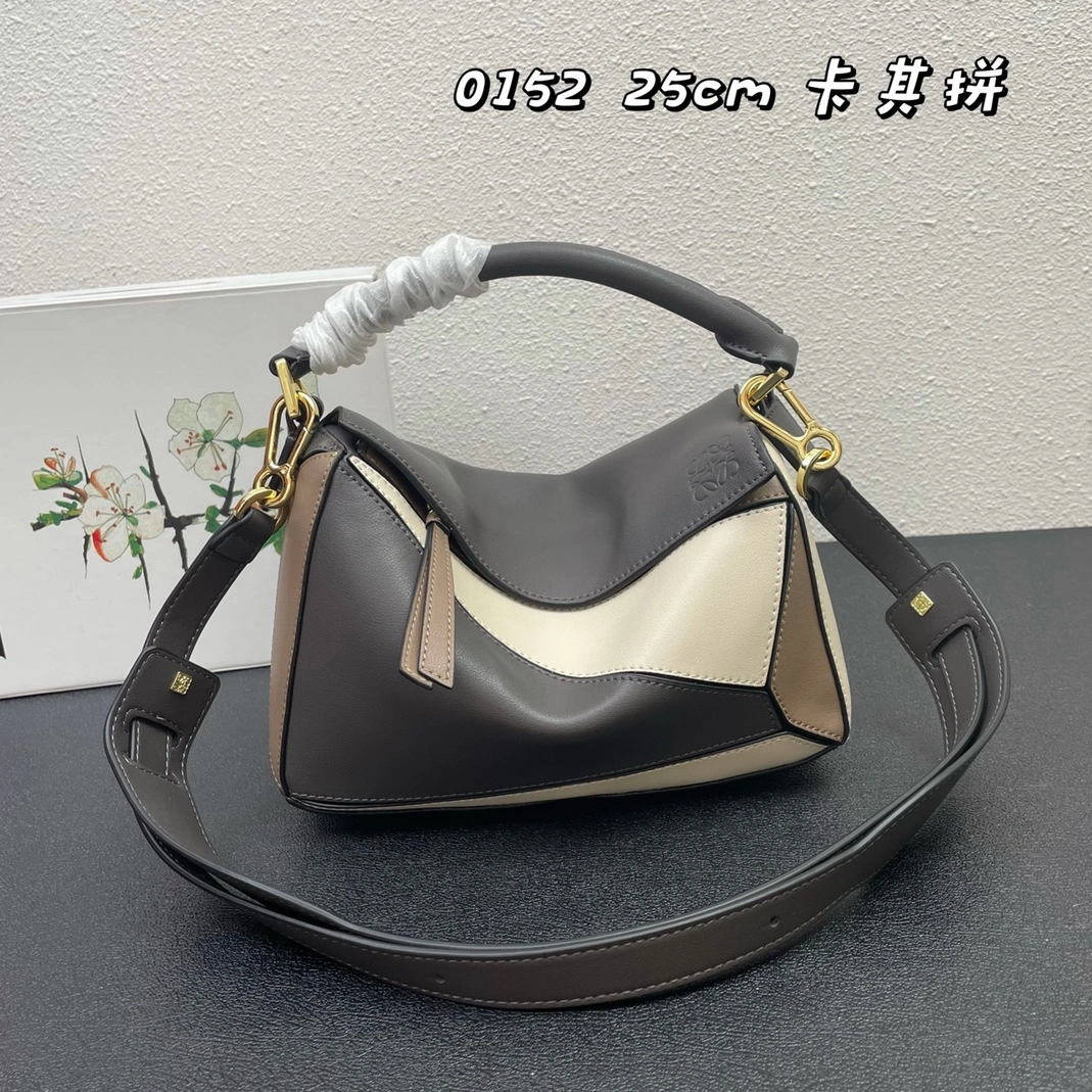 Efficient 6505 LOEWE AAA Quality Messenger Bags For Women