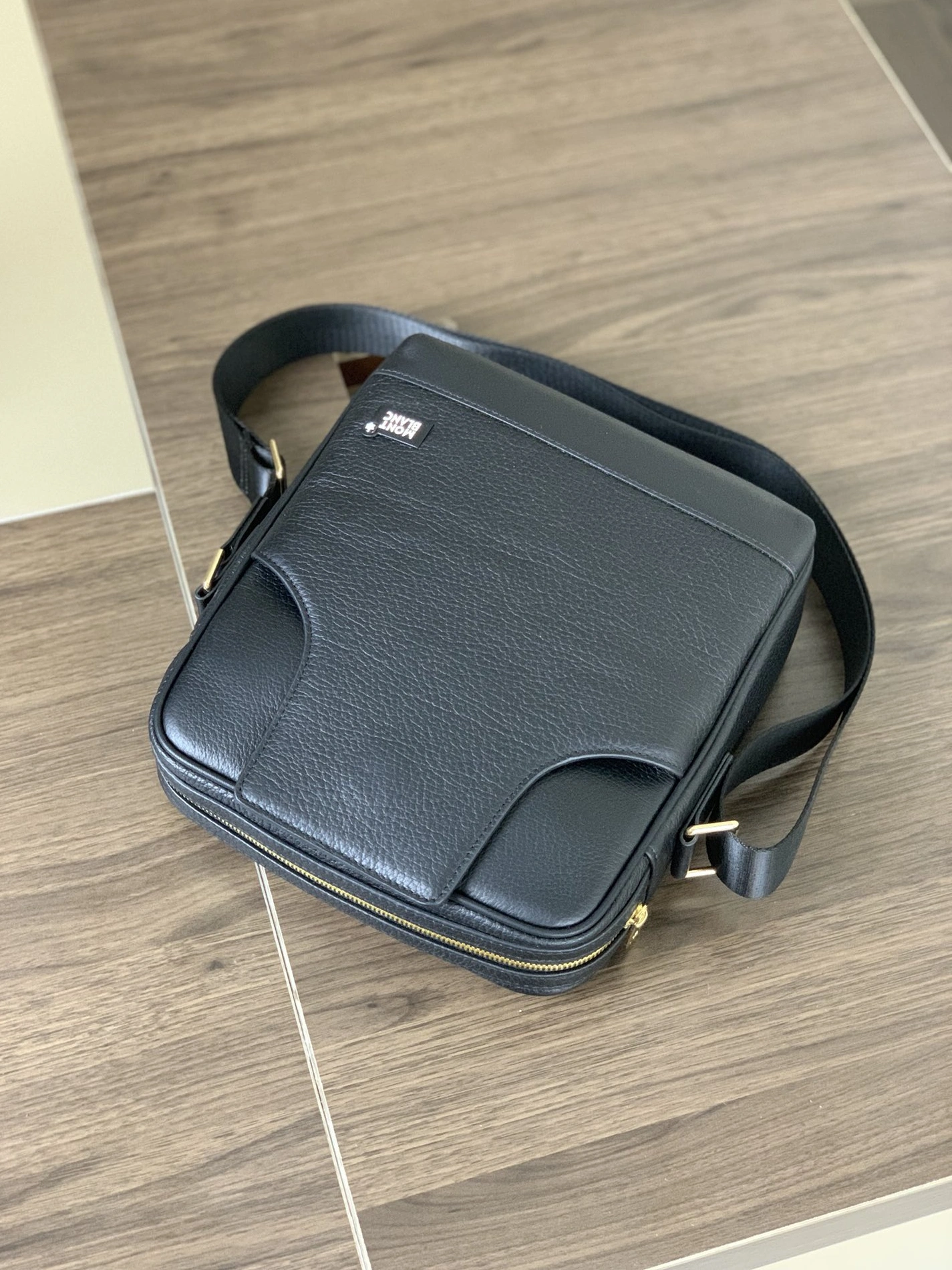 Efficient 6607 Mont Blanc AAA Man Messenger Bags