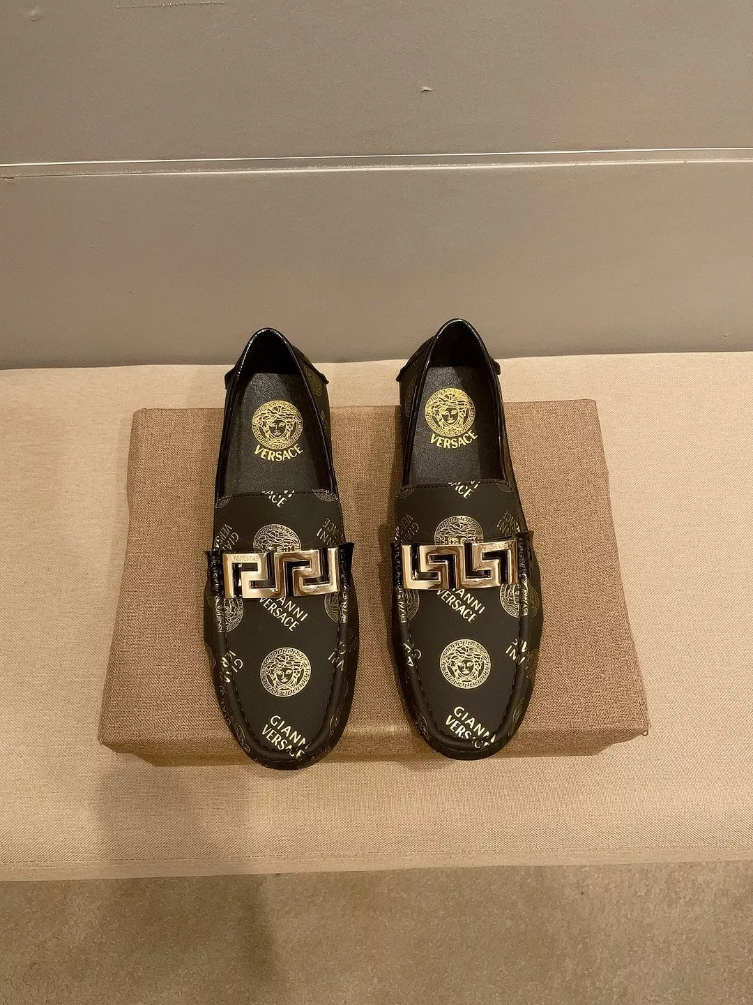 Efficient 6666 Versace Leather Shoes For Men