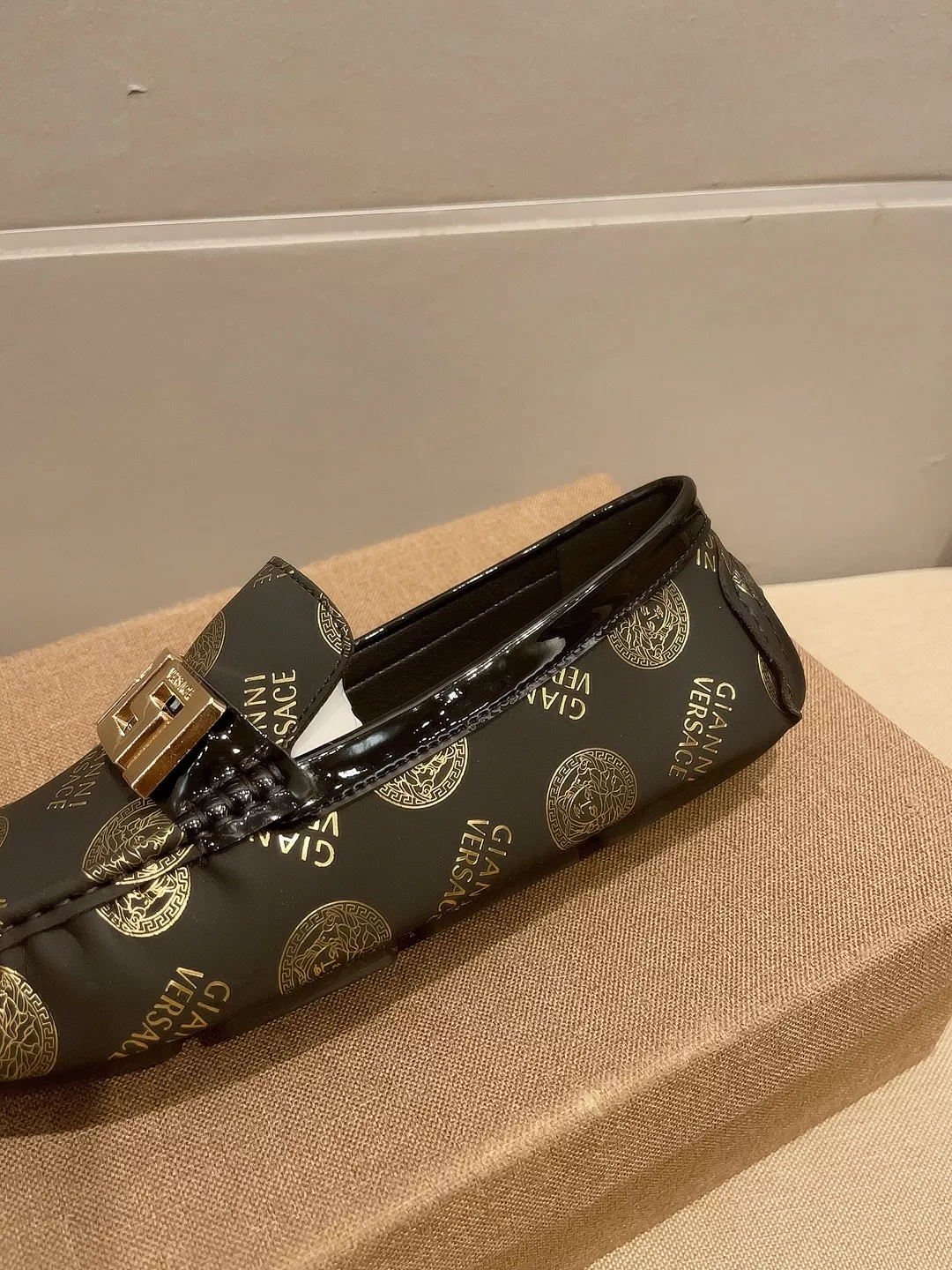 Efficient 6666 Versace Leather Shoes For Men