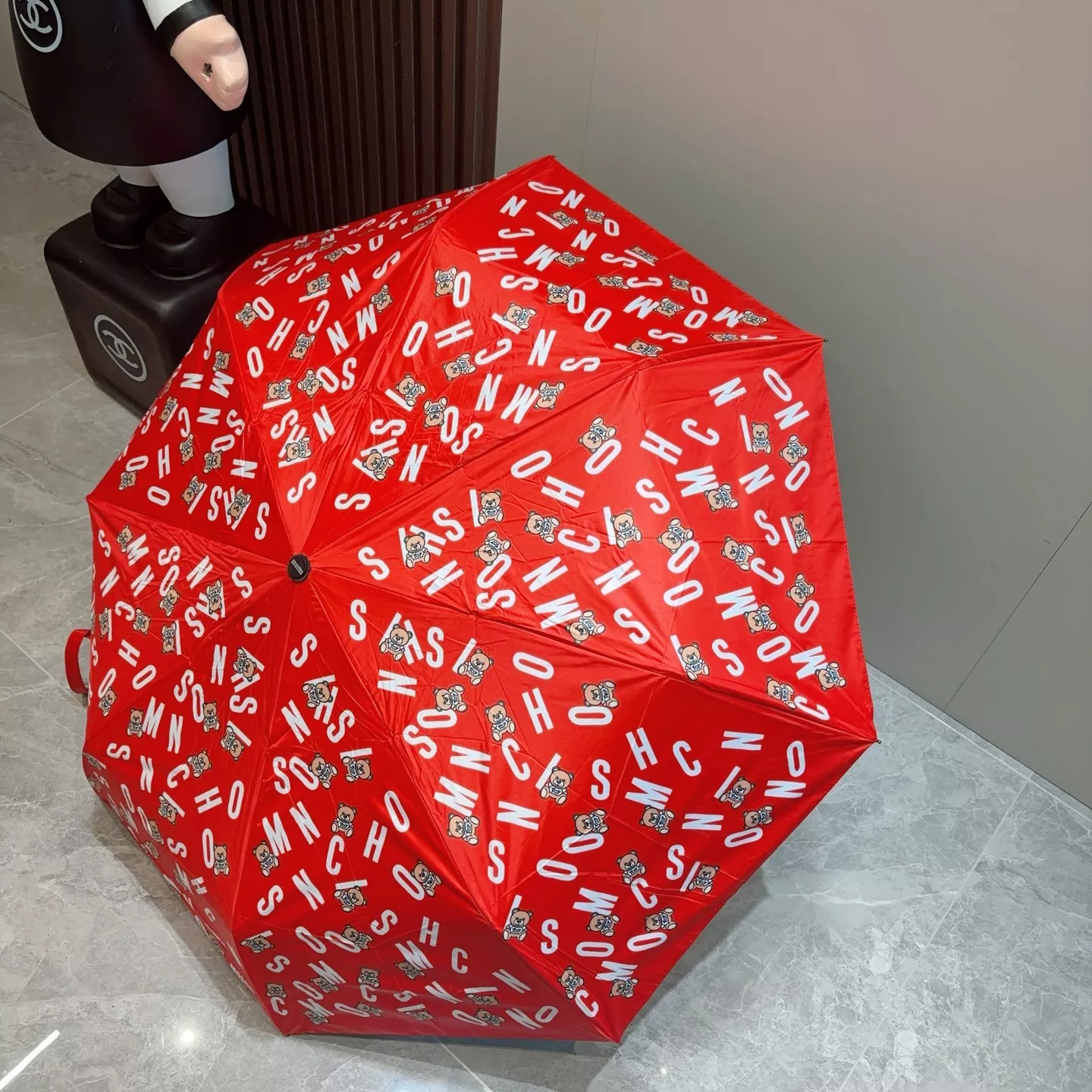 Efficient 6740 Moschino Umbrellas