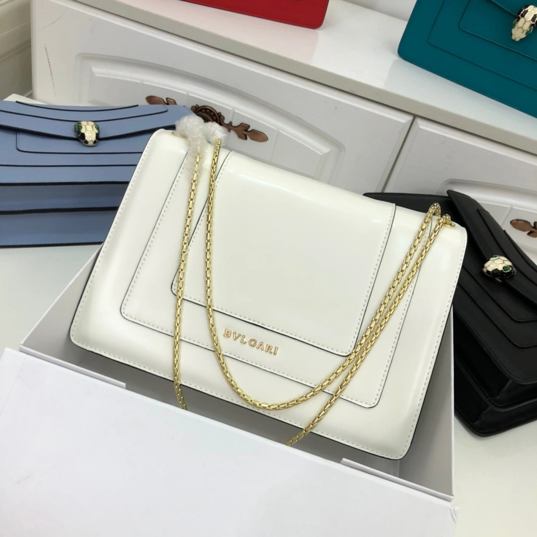 Efficient 6789 Bvlgari AAA Quality Messenger Bags For Women