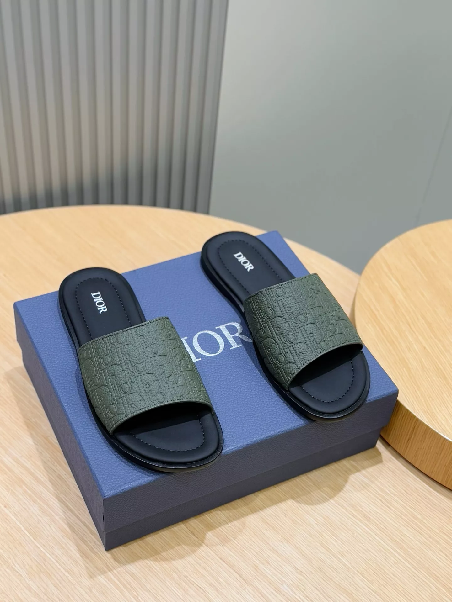 Efficient 6824 Christian Dior Slippers For Men