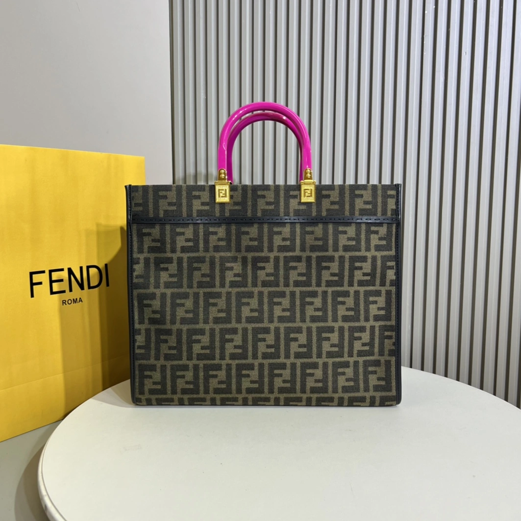 Efficient 6892 Fendi AAA Quality Tote-Handbags For Women