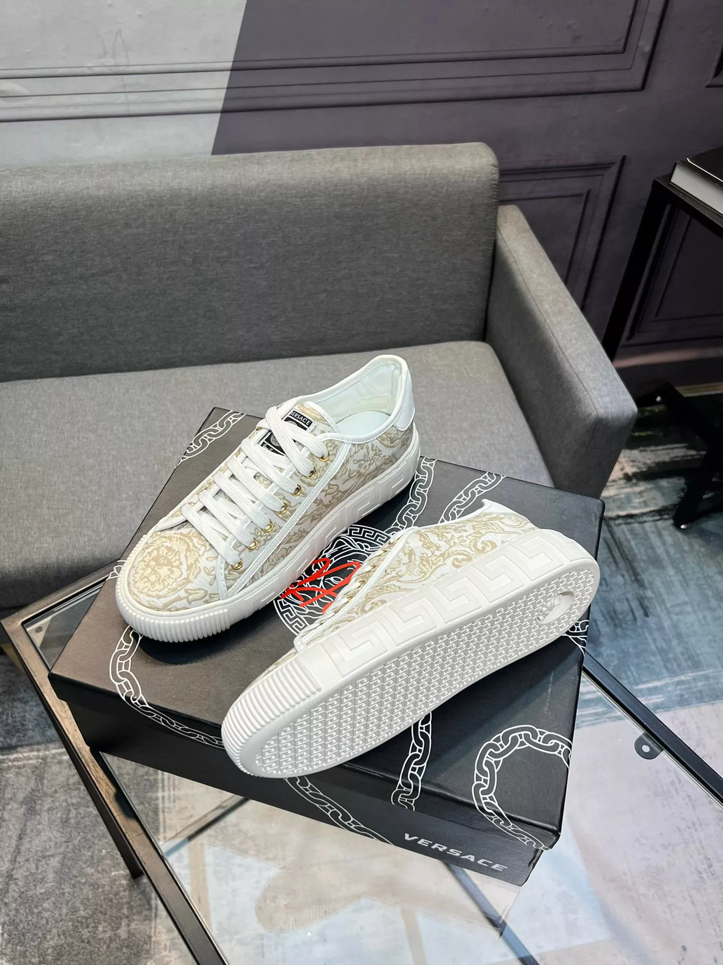 Efficient 6909 Versace Casual Shoes For Women