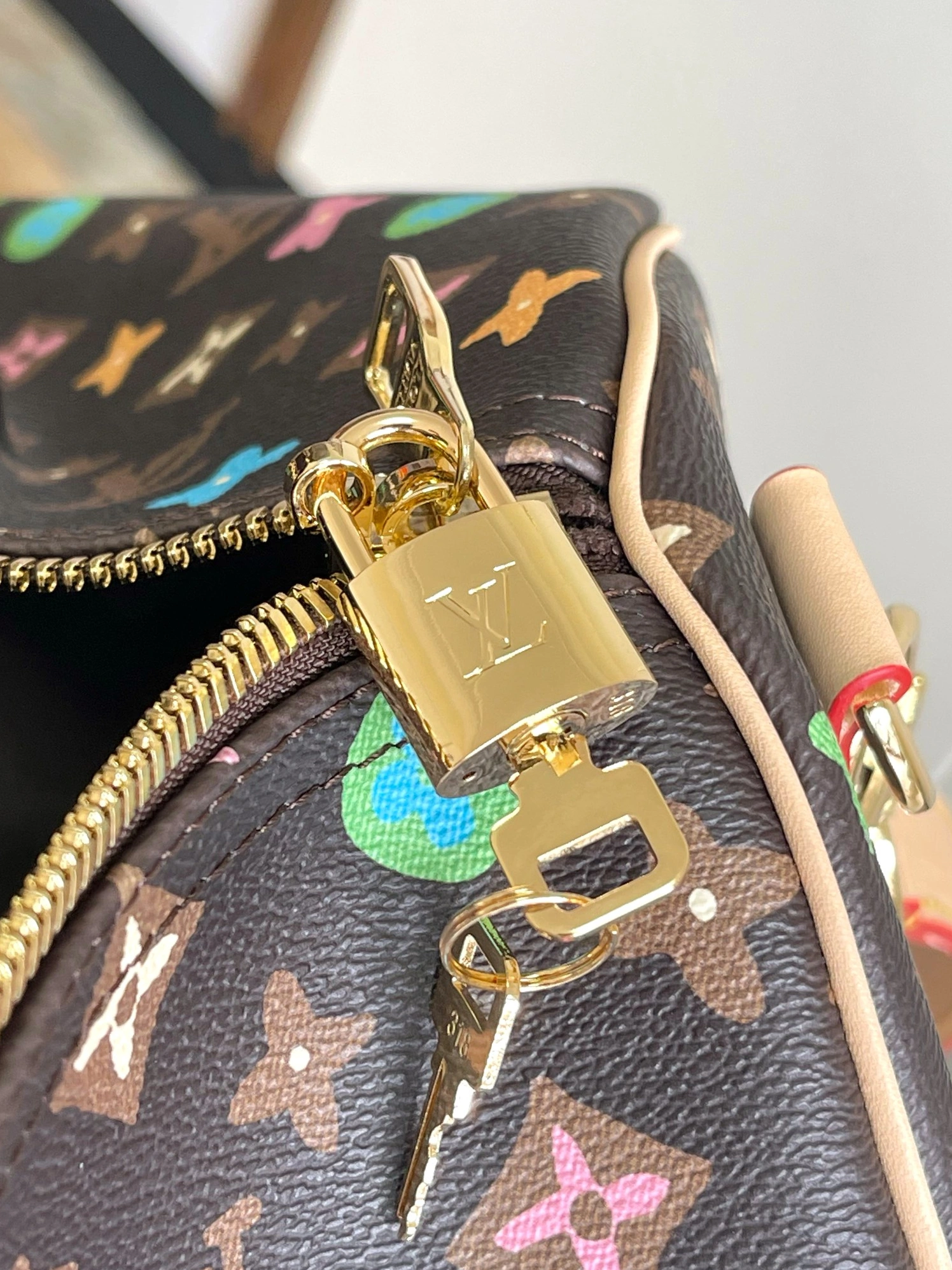 Efficient 7011 Louis Vuitton Travel Bags