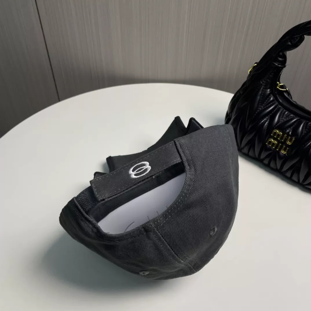 Efficient 7023 Balenciaga Caps