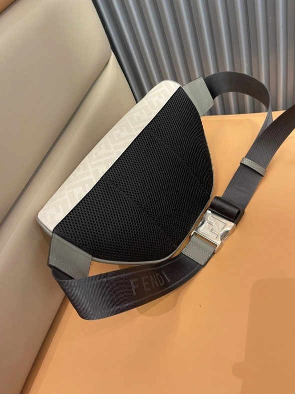 Efficient 7078 Fendi AAA Quality Belt Bags