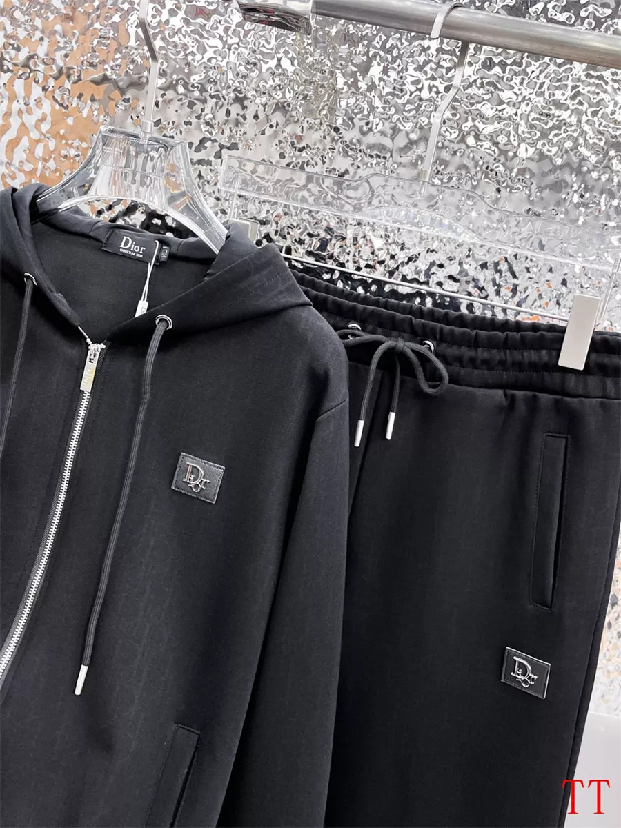 Efficient 7210 Christian Dior Tracksuits Long Sleeved For Men