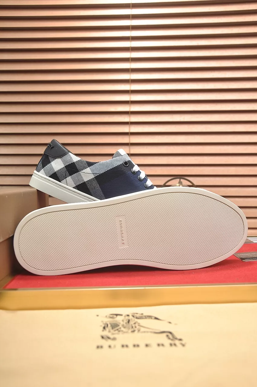 Efficient 7221 Burberry Casual Shoes For Men