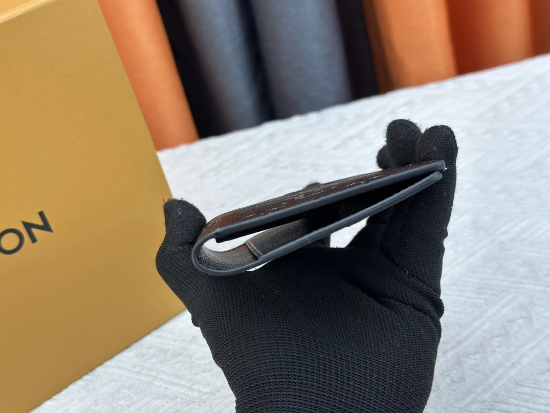 Efficient 7233 Louis Vuitton LV Card Case