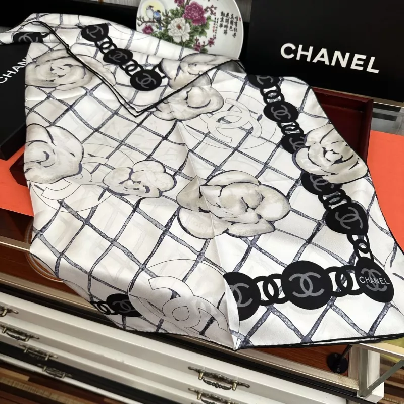 Efficient 7372 Chanel Silk Squares