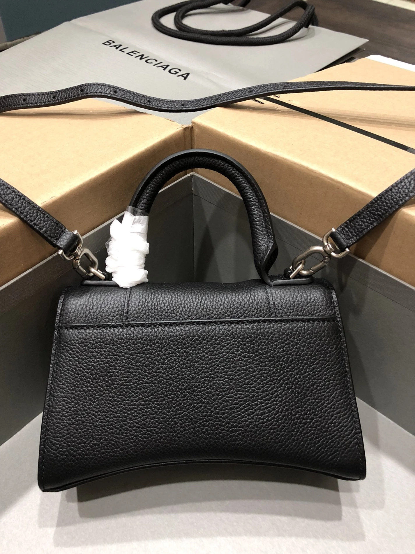 Efficient 7393 Balenciaga AAA Quality Handbags For Women