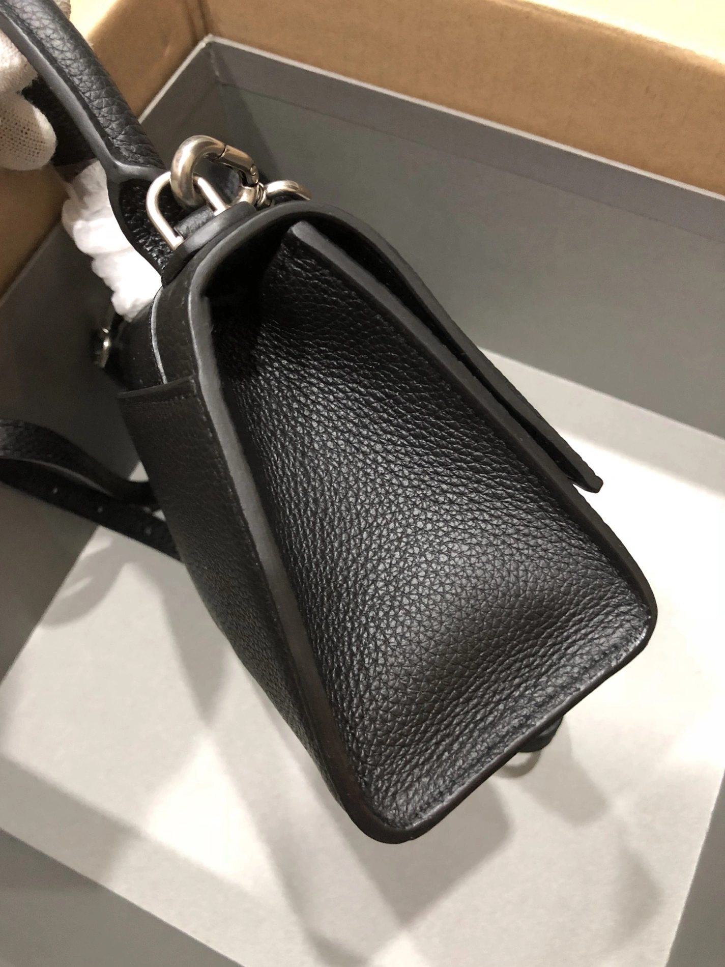 Efficient 7393 Balenciaga AAA Quality Handbags For Women