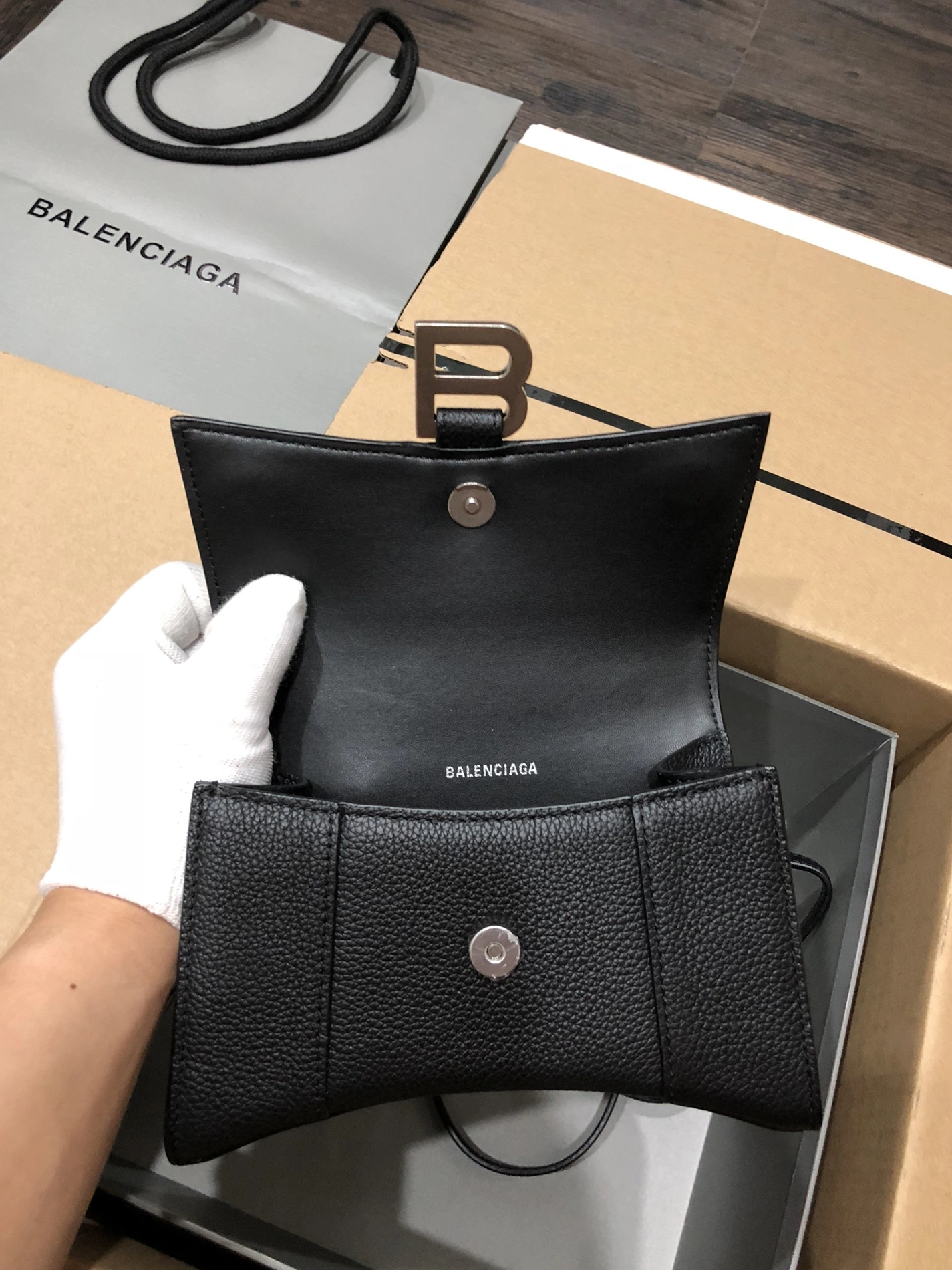 Efficient 7393 Balenciaga AAA Quality Handbags For Women