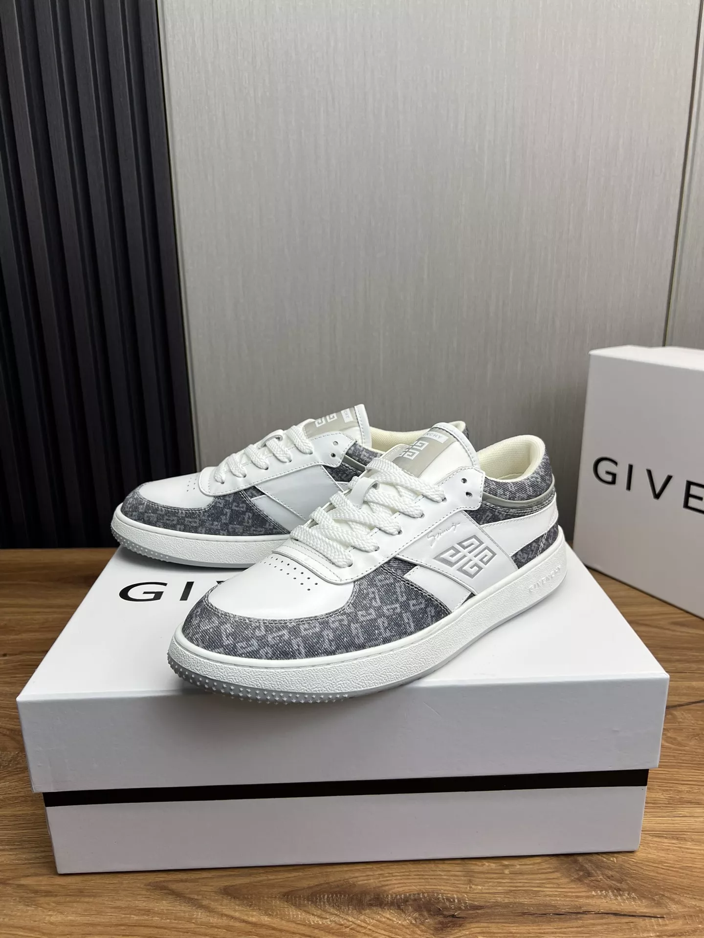 Efficient 7404 Givenchy Casual Shoes For Men