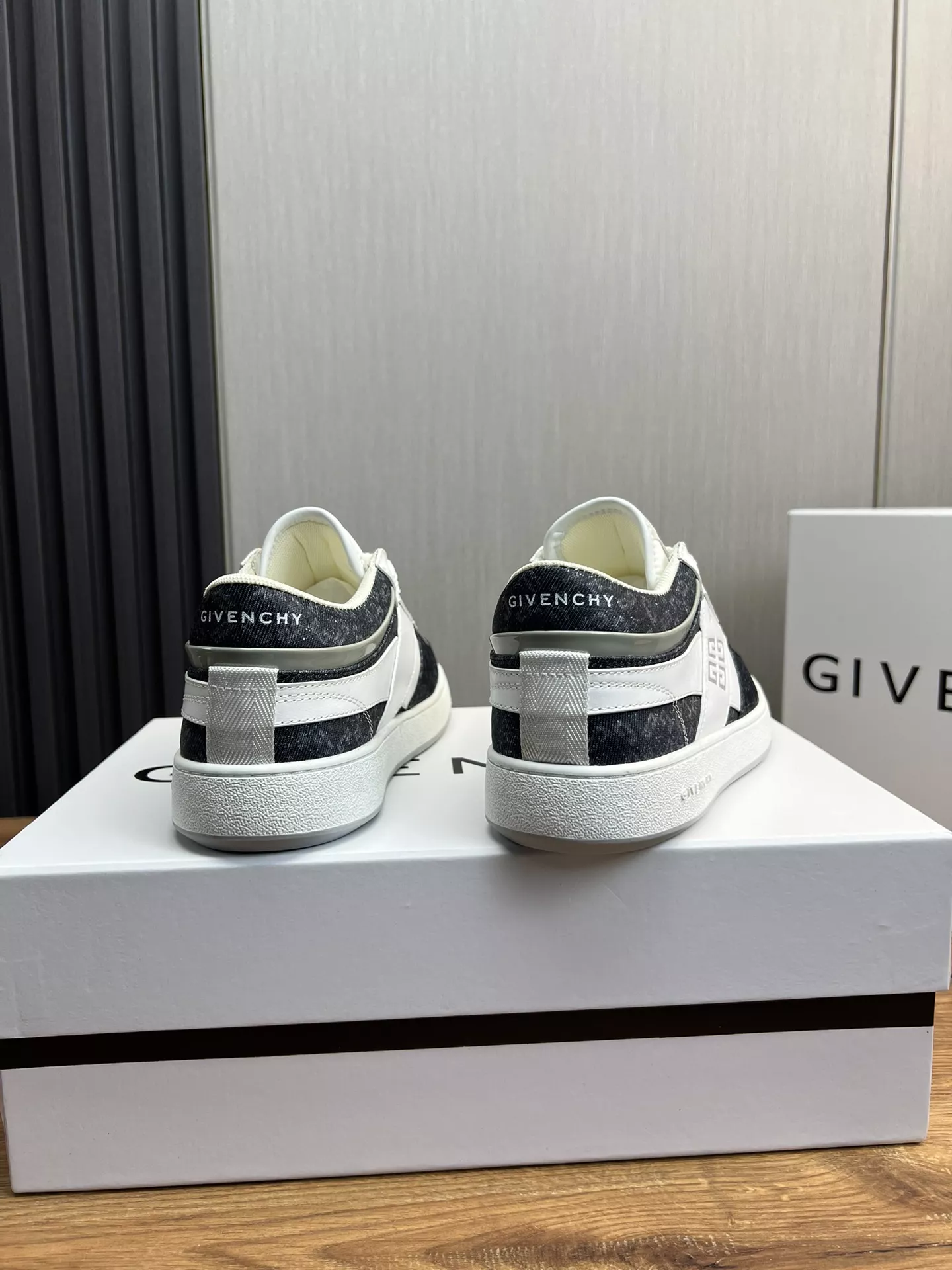 Efficient 7428 Givenchy Casual Shoes For Men