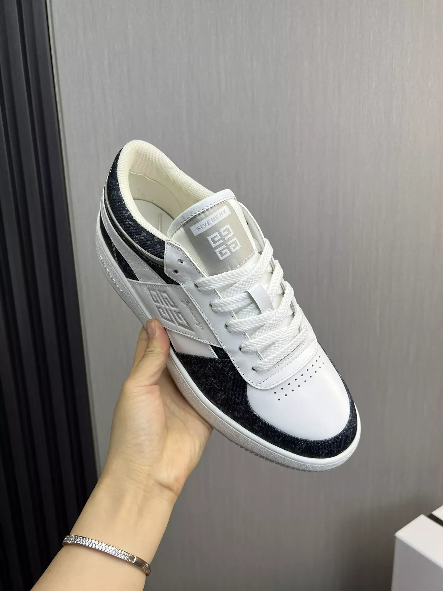 Efficient 7428 Givenchy Casual Shoes For Men