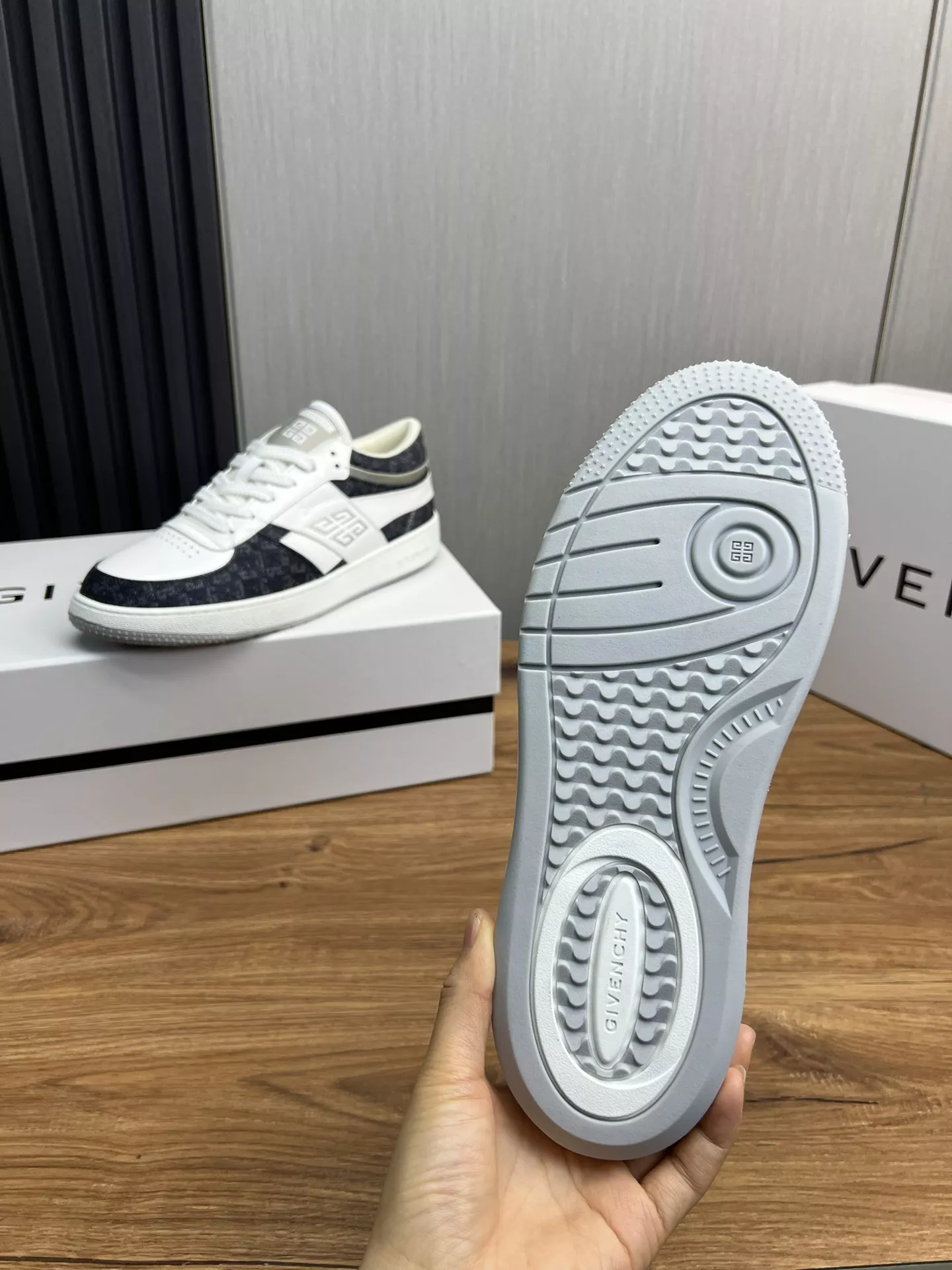 Efficient 7428 Givenchy Casual Shoes For Men