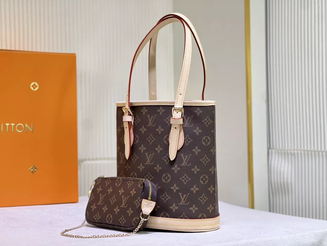 Efficient 7525 Louis Vuitton AAA Quality Shoulder Bags For Women