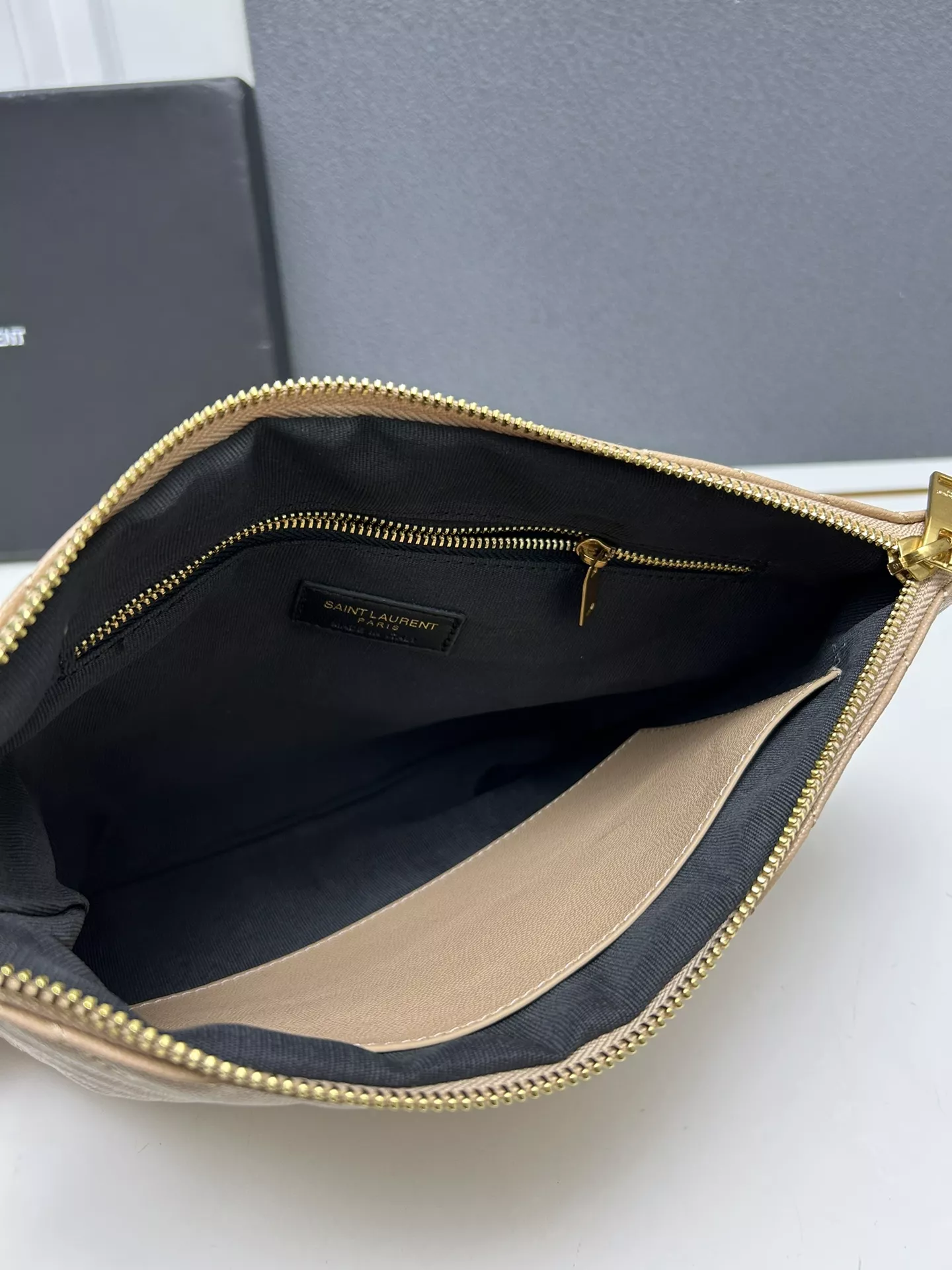 Efficient 7588 Yves Saint Laurent AAA Quality Handbags For Women