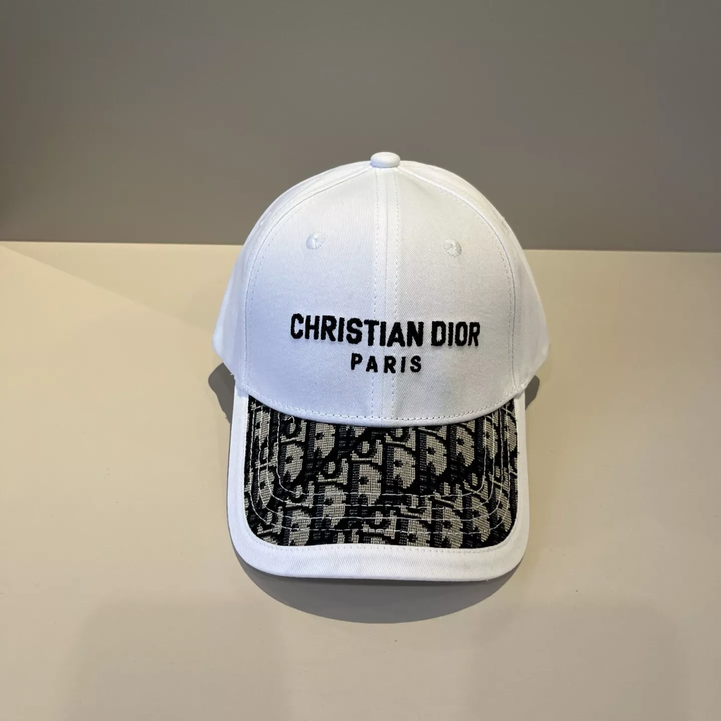 Efficient 761 Christian Dior Caps