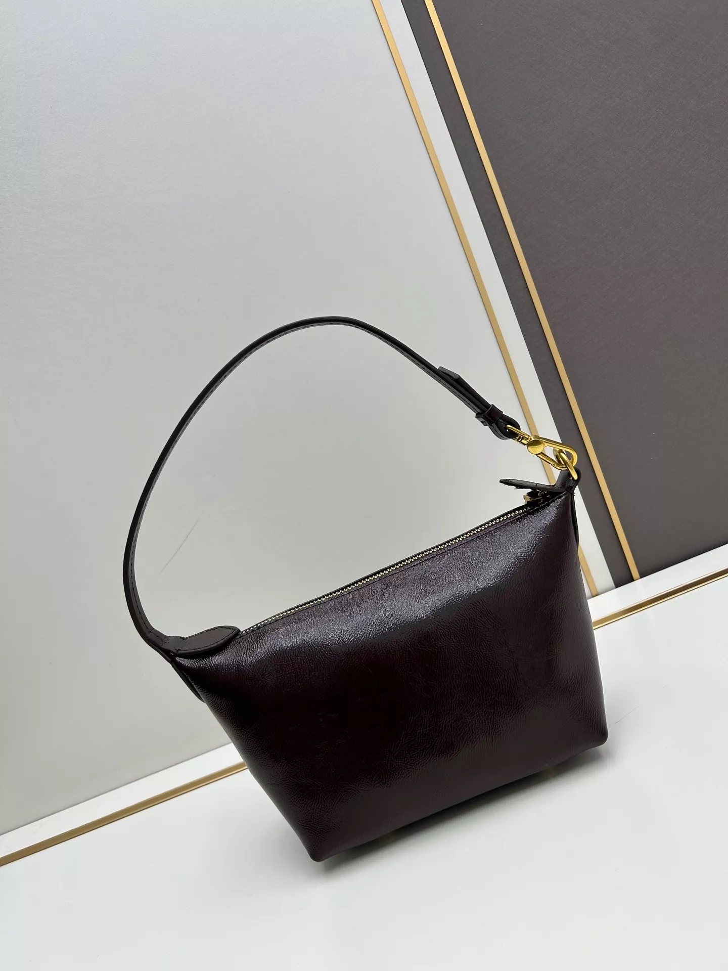 Efficient 7666 MIU MIU AAA Quality Handbags For Women
