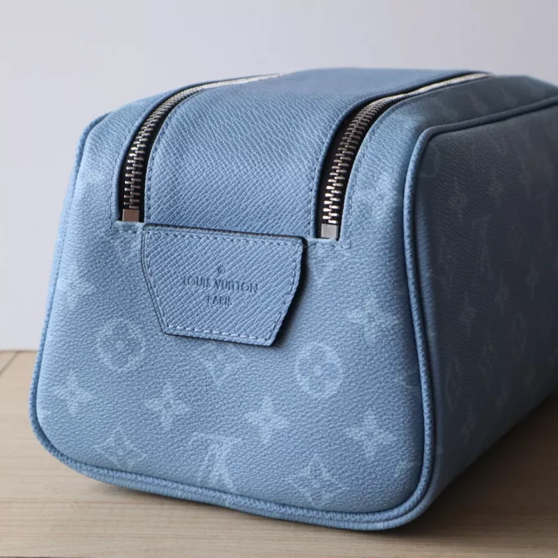 Efficient 791 Louis Vuitton AAA Quality Handbags For Women