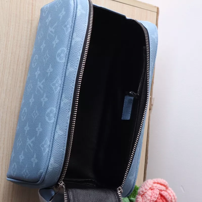 Efficient 791 Louis Vuitton AAA Quality Handbags For Women