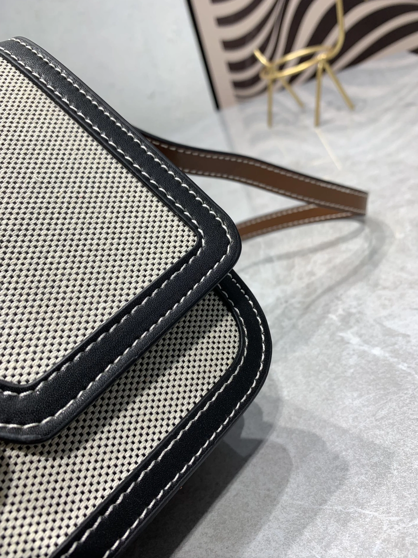 Efficient 807 Burberry AAA Quality Messenger Bags For Women